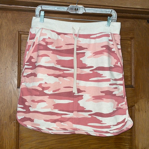 Talbots Pink‎ camo petite skirt - Picture 1 of 6